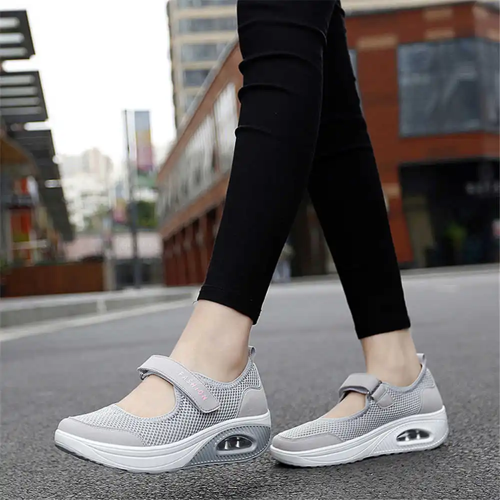 36-41 Demi-season Colored Snea - огляд і ціна Women'S Formal Wear Canada